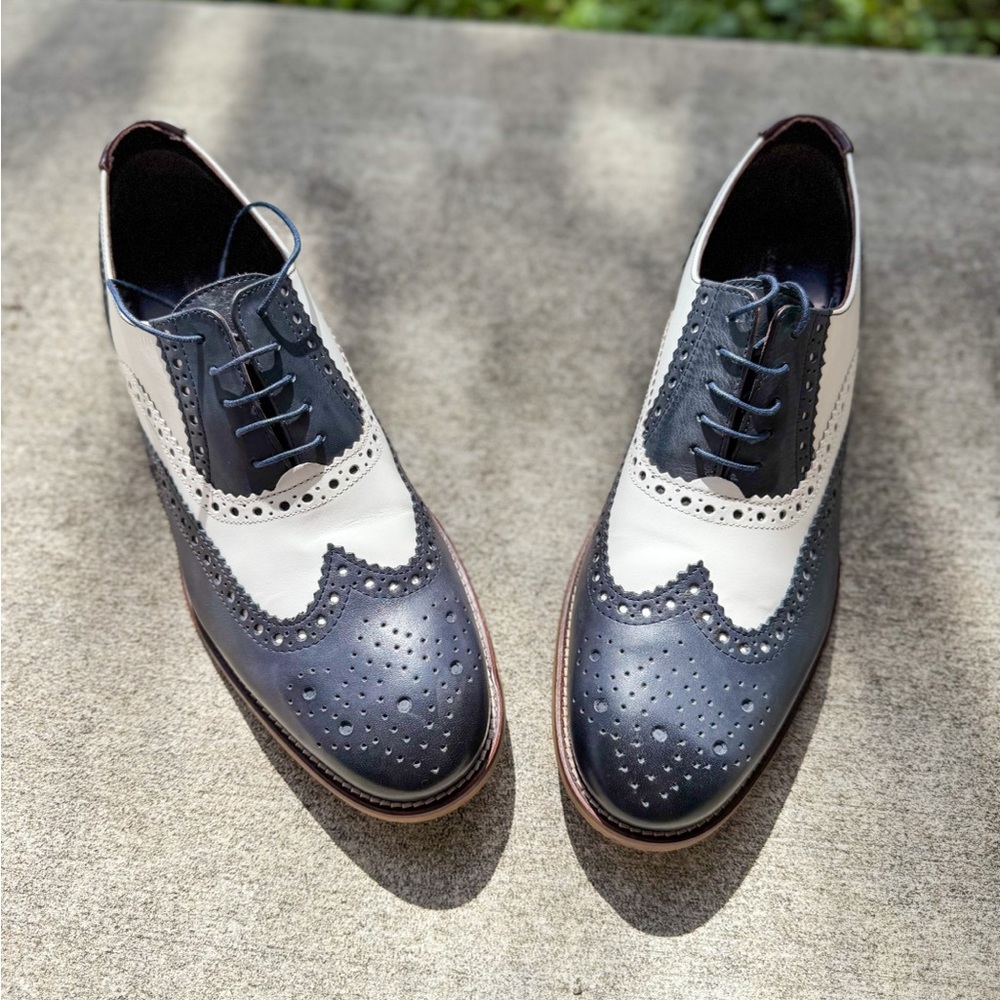 London Brogues blue and white spectator shoes, US Size 12.